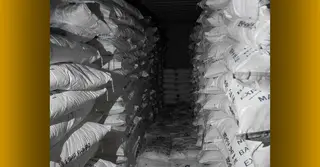 আমদানি নিষিদ্ধ ৩ কনটেইনার ঘন চিনি জব্দ